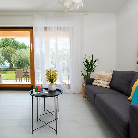 Apartment Alex Labin  Exterior foto
