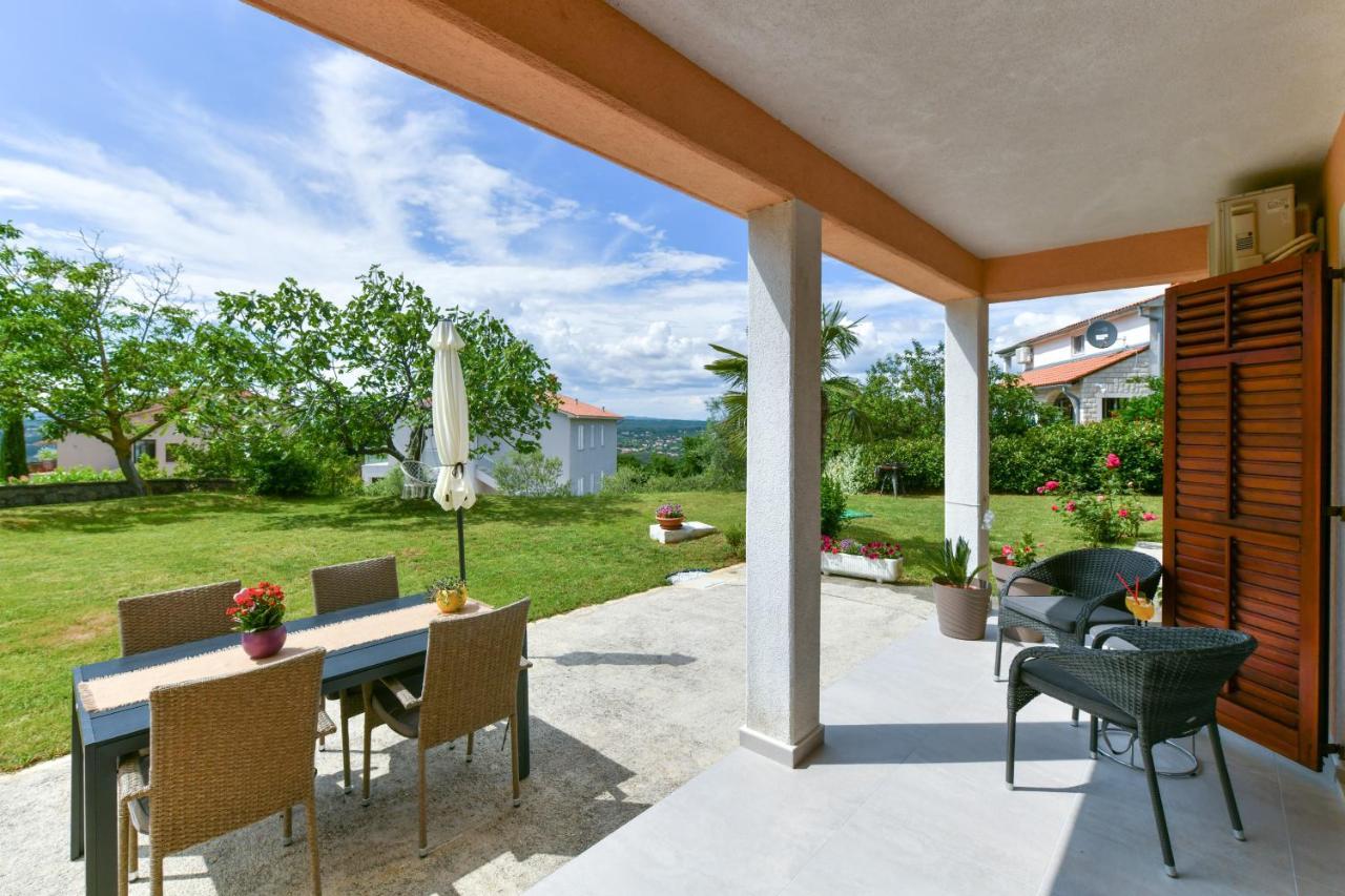 Apartment Alex Labin  Exterior foto